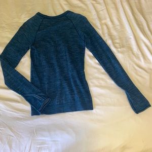 GUC Lululemon Swiftly Tech Long Sleeve Shirt 2.0, Mineral blue. Size 4.